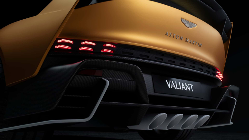 Aston Martin представил 735-сильный суперкар Valiant с кузовом из углеволокна