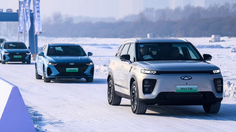 Chery представила новый стильный кроссовер, который стоит как «Лада Веста»